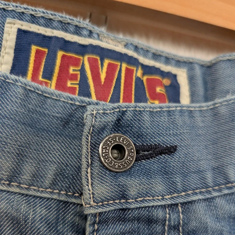 VTG Levi's 569 Loose Straight Jeans Men's 38x32 Light Wash Blue Baggy Skater Y2K